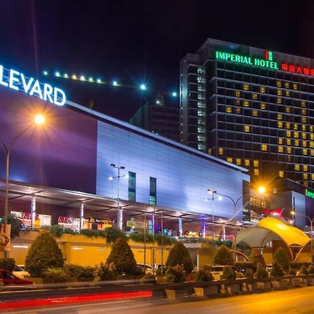 Imperial Hotel Kuching Exterior photo