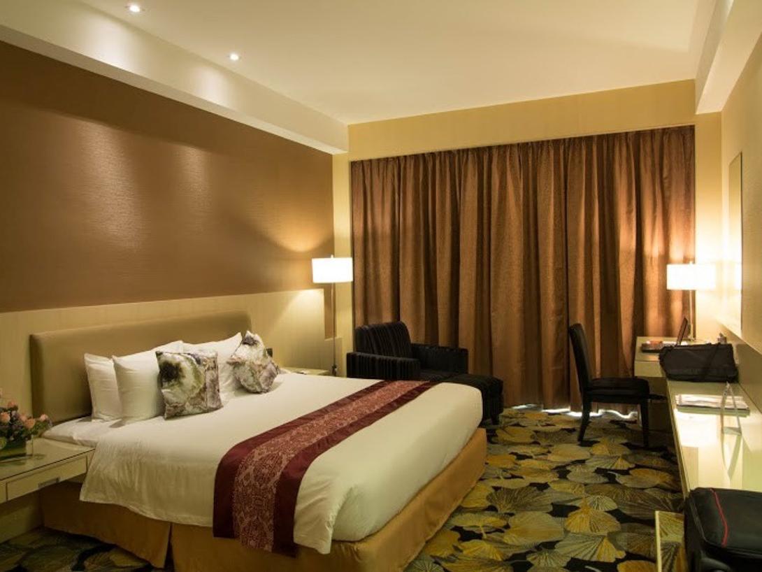 Imperial Hotel Kuching Exterior photo