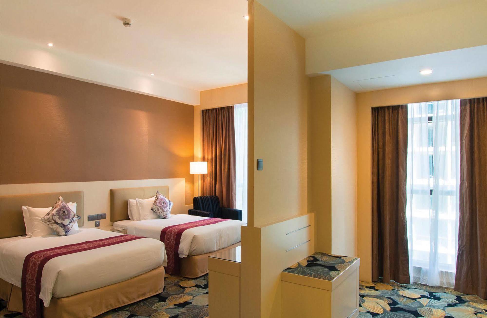 Imperial Hotel Kuching Exterior photo